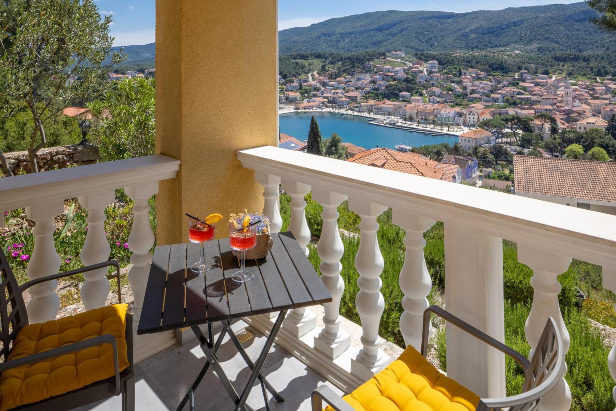 Villa Vista Hvar Йелса Екстериор снимка